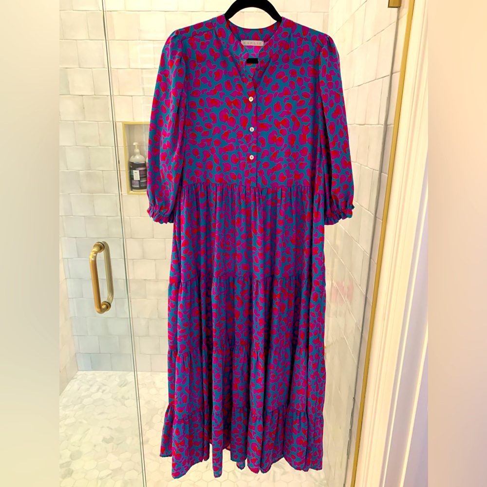 Karlie Midi Dress w 3 Button Placket. EUC. Blue/Pink Cheetah Print. Size Large.